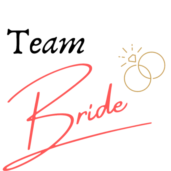 Design Team Bride — calligraphie rouge et alliances